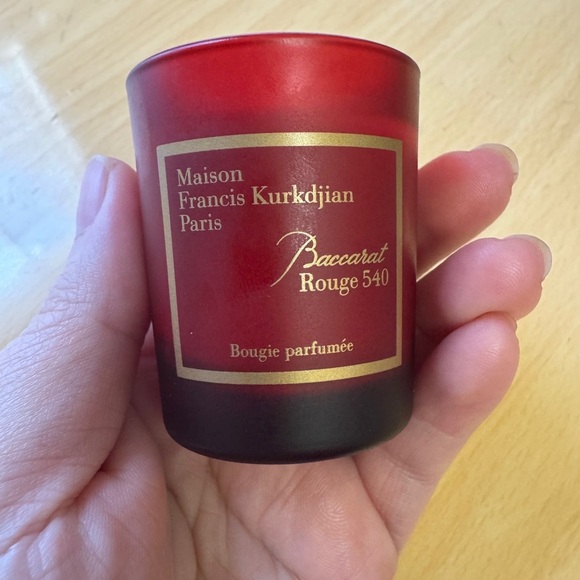 Maison Francis Kurkdjian Baccarat Rouge 540 & Aqua Universalis Scented Candles - Picture 5 of 6